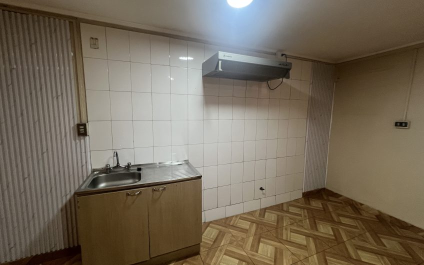 Amplia casa en San Joaquin